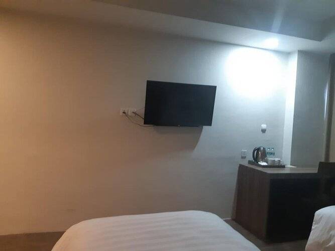 Win Premier Mangga Besar