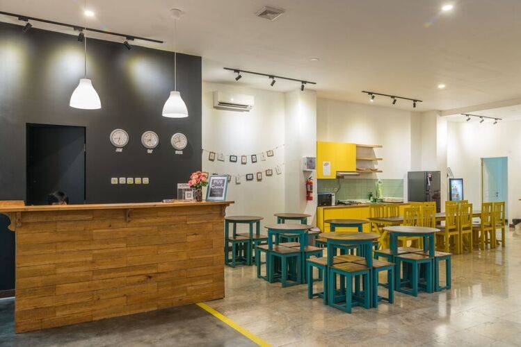 Wonderloft Hostel