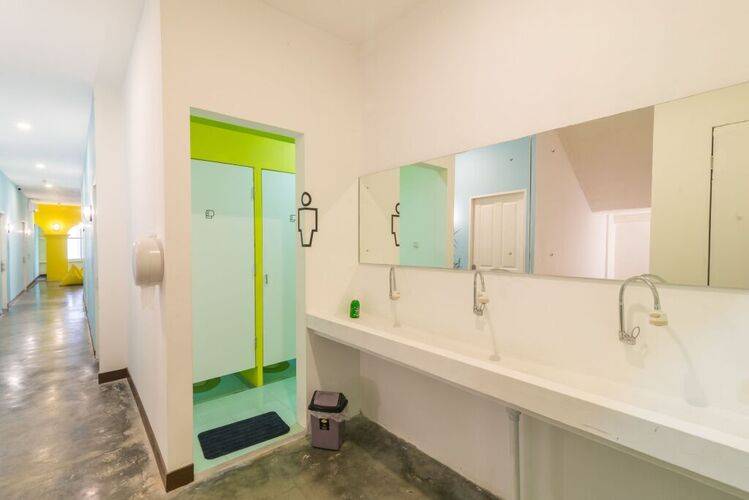 Wonderloft Hostel