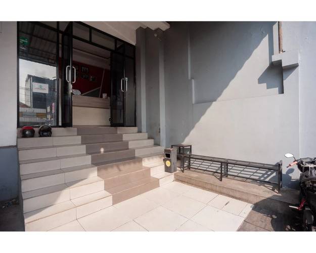 Reddoorz Near Binus Anggrek 2