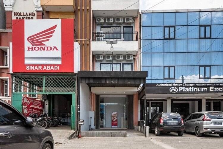 Reddoorz Near Tanjung Duren 2