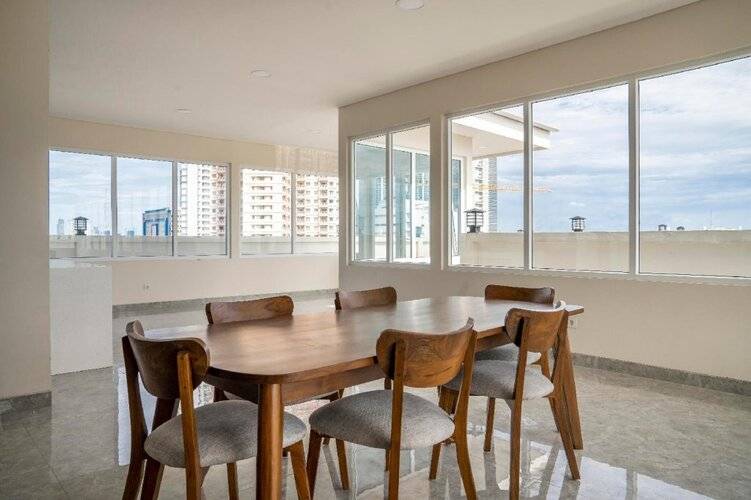 Sans Hotel Puri Indah Jakarta