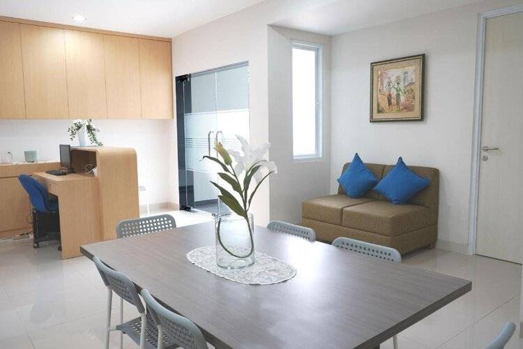 Urooms Senayan