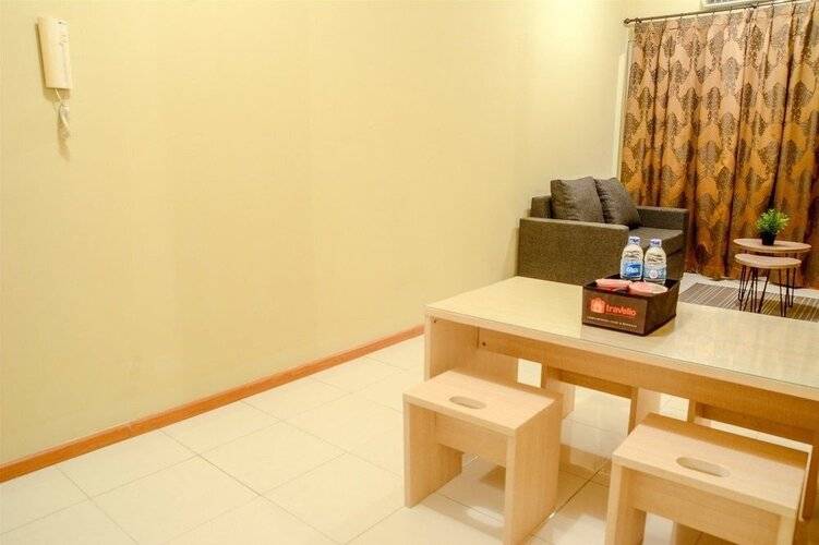 2 Bedrooms Grand Palace Apartment Kemayoran By Travelio