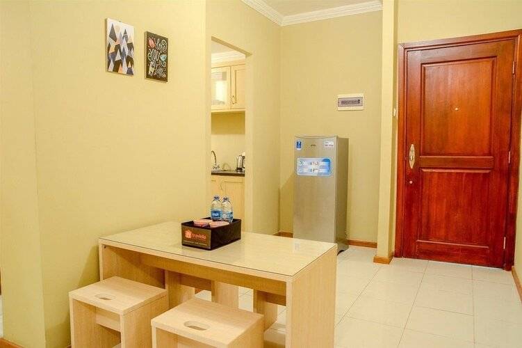 2 Bedrooms Grand Palace Apartment Kemayoran By Travelio