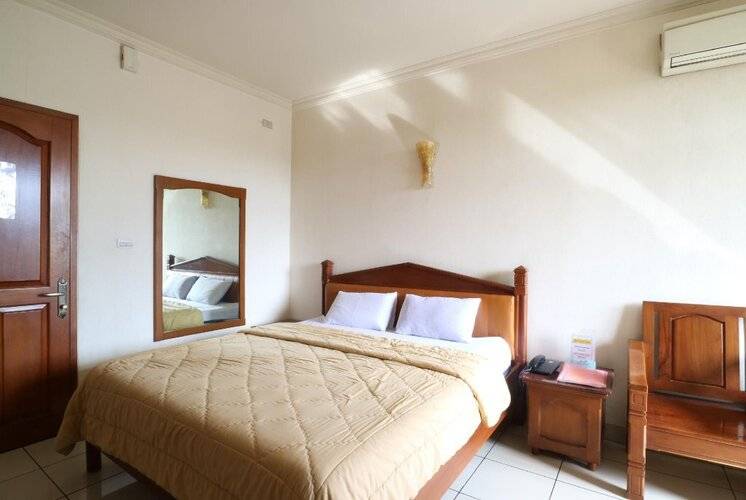 678 Cawang Hotel