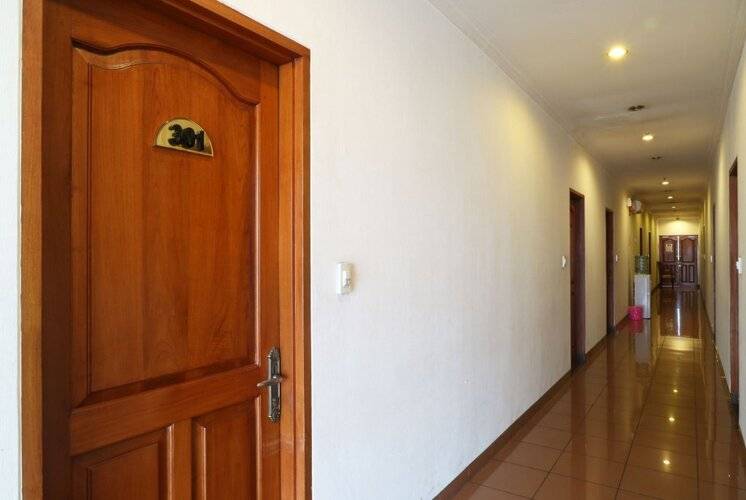 678 Cawang Hotel