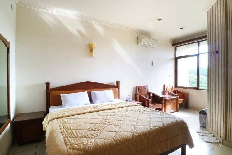 678 Cawang Hotel