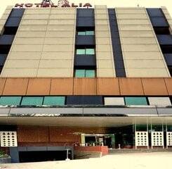 $item['hotel']['name']