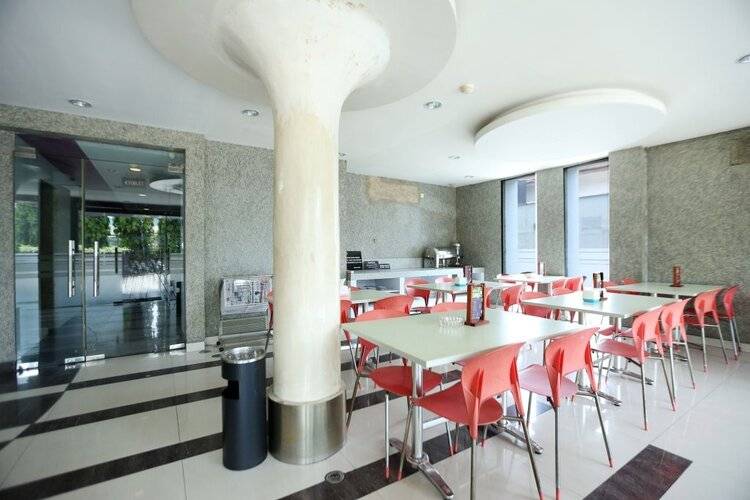 Oyo 136 Manggis Inn