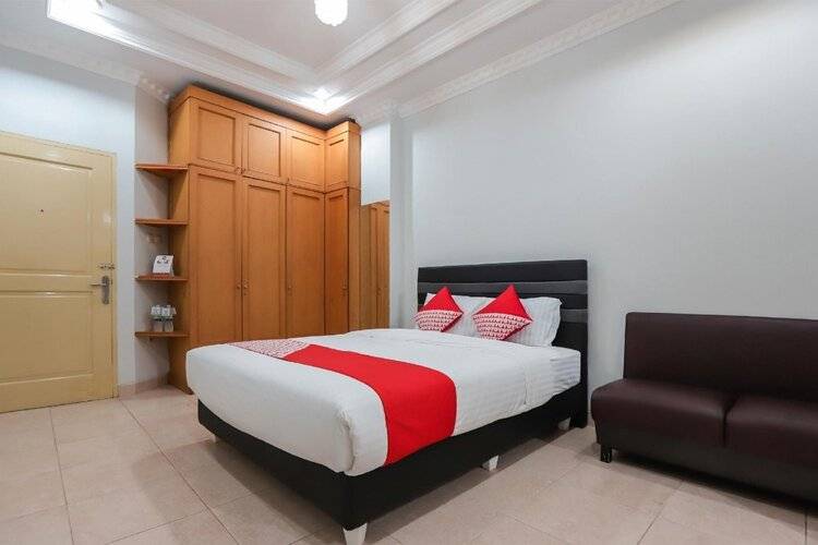 Oyo 297 45 Residence