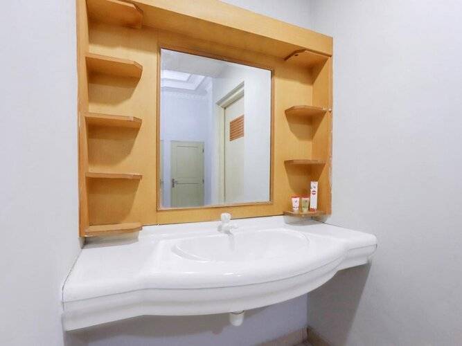 Oyo 297 45 Residence