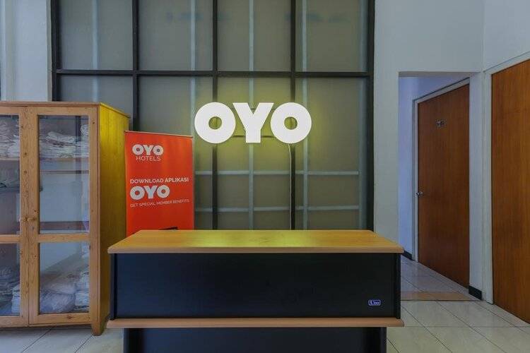 Oyo 866 Idola Residence