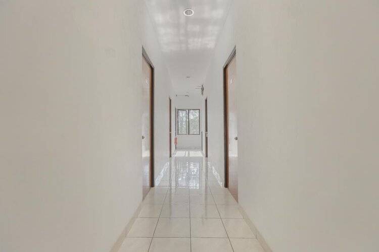 Oyo 866 Idola Residence