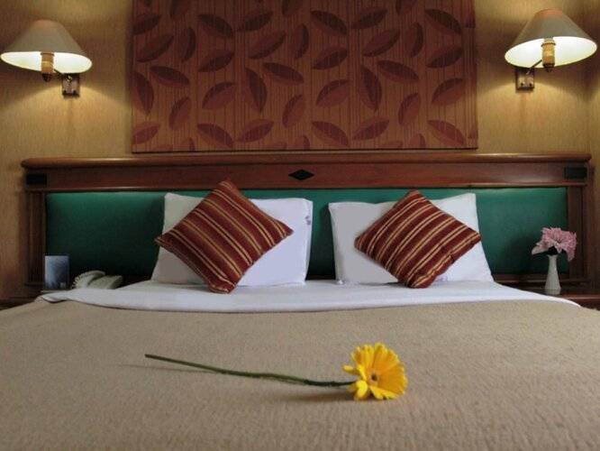 Puri Jaya Hotel