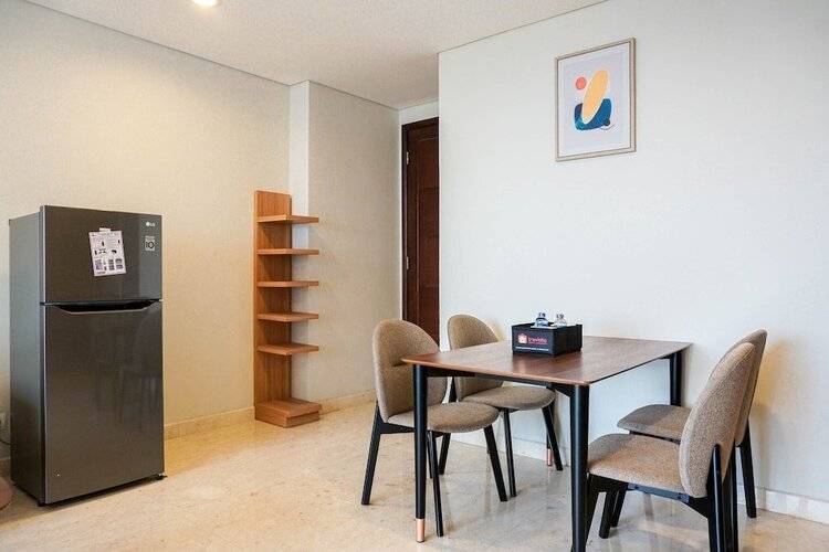 Comfortable Deluxe 2br At The Empyreal Condominium Epicentrum Apartment By Travelio