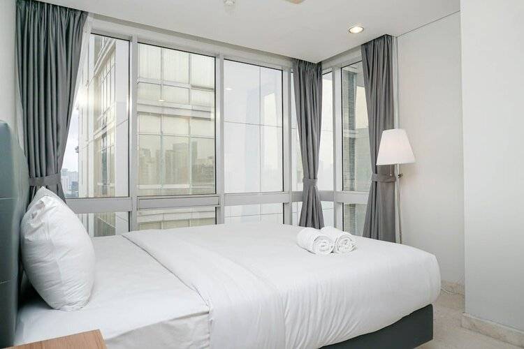Comfortable Deluxe 2br At The Empyreal Condominium Epicentrum Apartment By Travelio