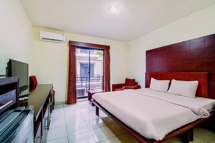 Plaza 68 Residence