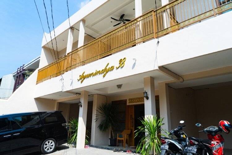 Reddoorz Near Cipinang Indah Mall