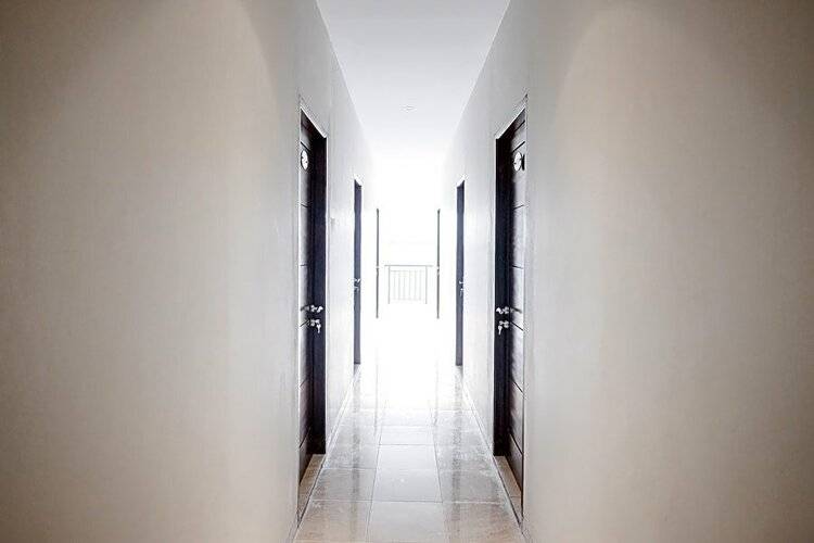 Reddoorz Near Taman Palem