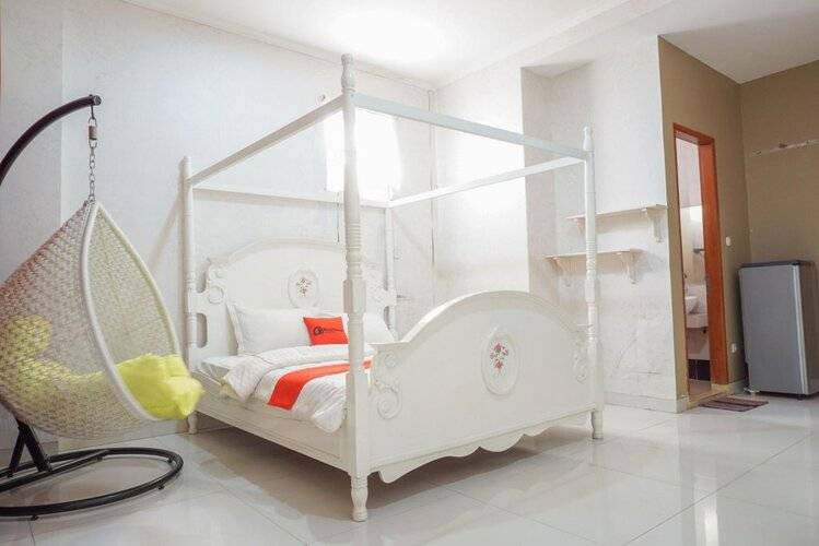 Residences By Reddoorz Near Kemang Square