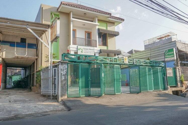 Residences By Reddoorz Near Kemang Square