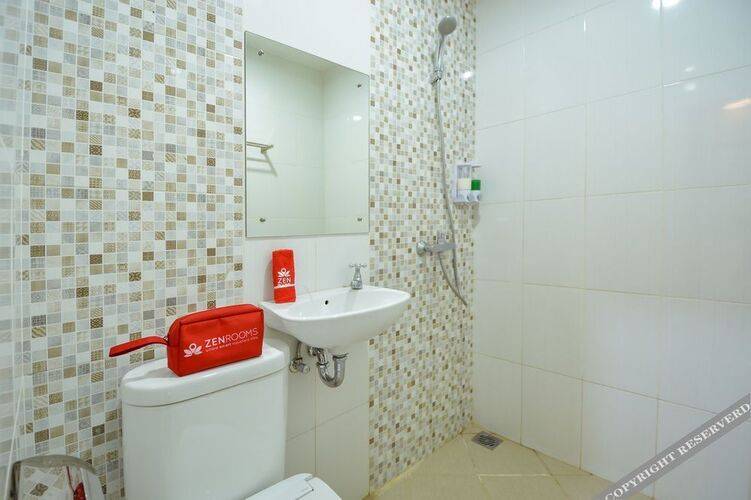 Ethan Hotel Cilincing Plaza