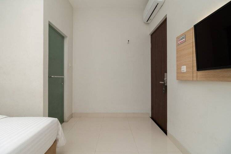 Urbanview Hotel Cengkareng Jakarta