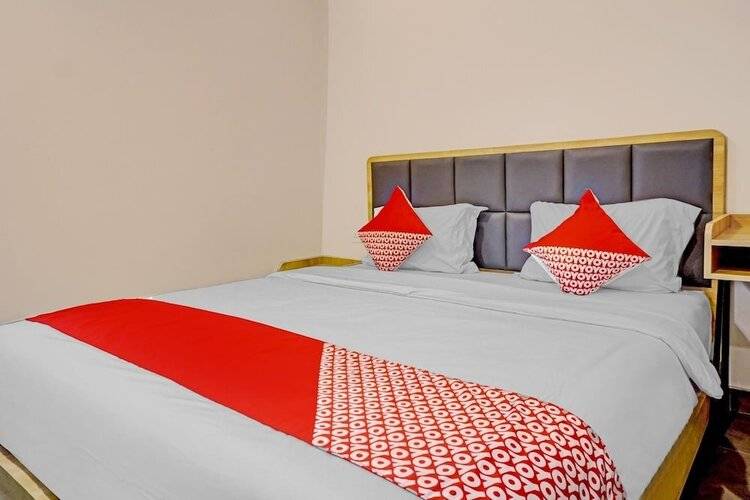 Oyo 90635 Tango Juliet Residence
