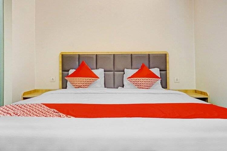 Oyo 90635 Tango Juliet Residence