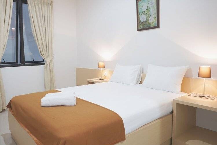 Urooms Panglima Polim