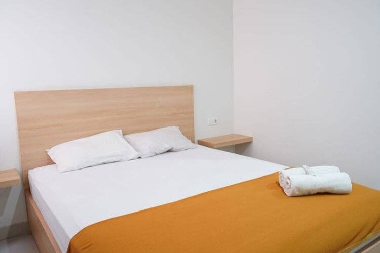 Urooms Panglima Polim