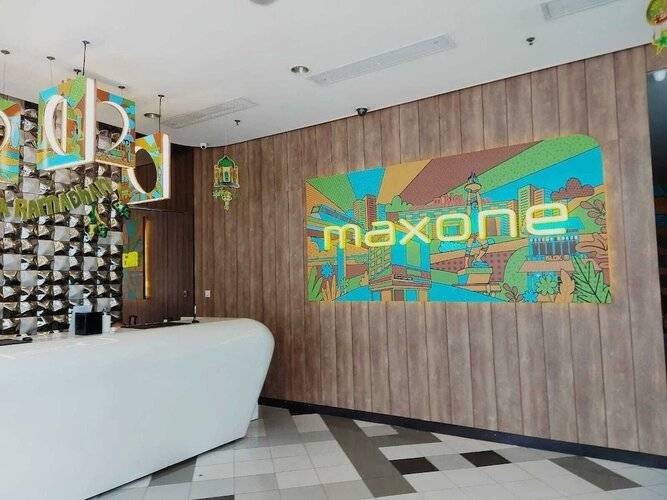 Maxonehotels Premier Melawai