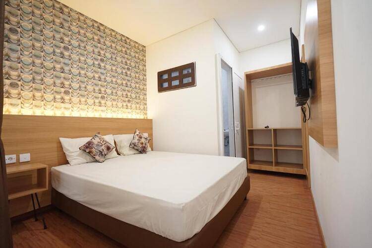 Senayan Suites