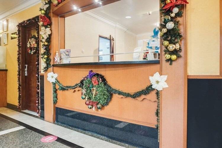 Super Oyo Townhouse Oak Bi Executive