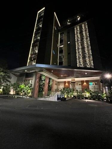 The Mango Suites By Flat06