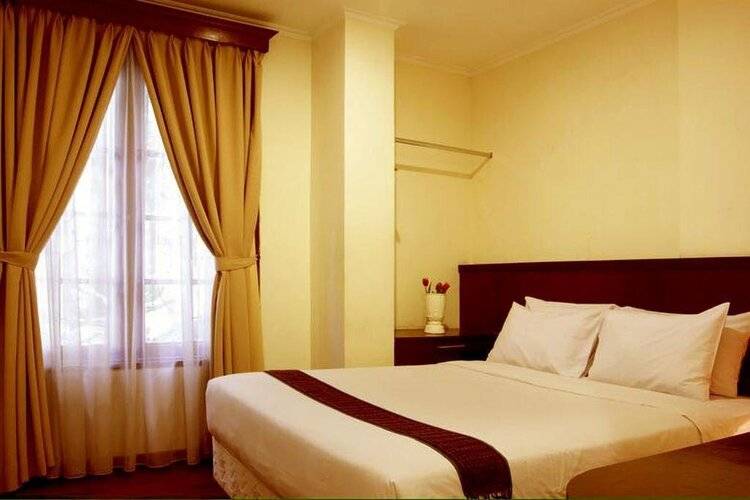 Arimbi Pejaten Suites