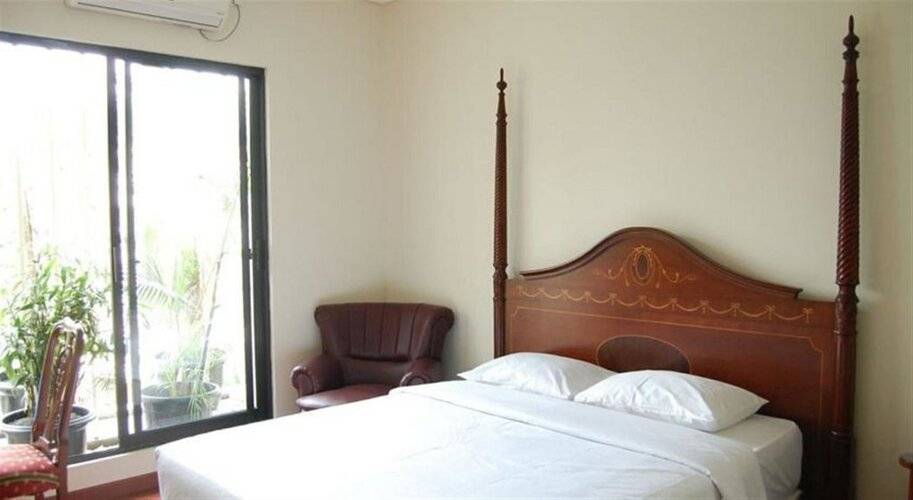 Arimbi Pejaten Suites