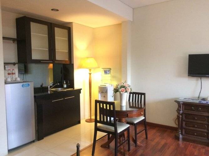 Arimbi Pejaten Suites