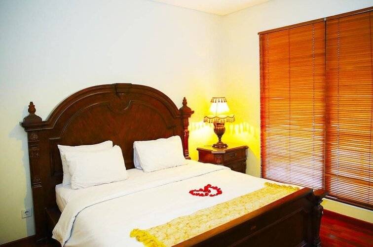 Arimbi Pejaten Suites