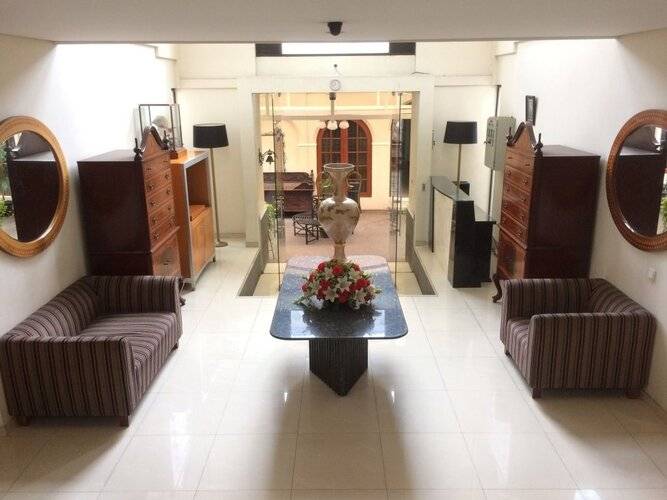 Arimbi Pejaten Suites