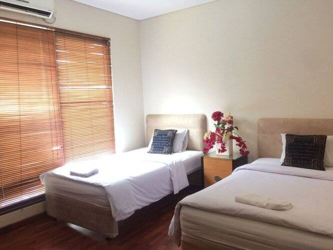 Arimbi Pejaten Suites