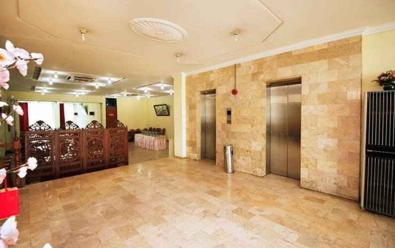 Hotel Lautze Indah