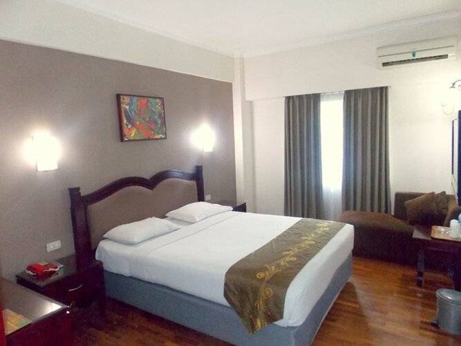 Hotel Mega Proklamasi