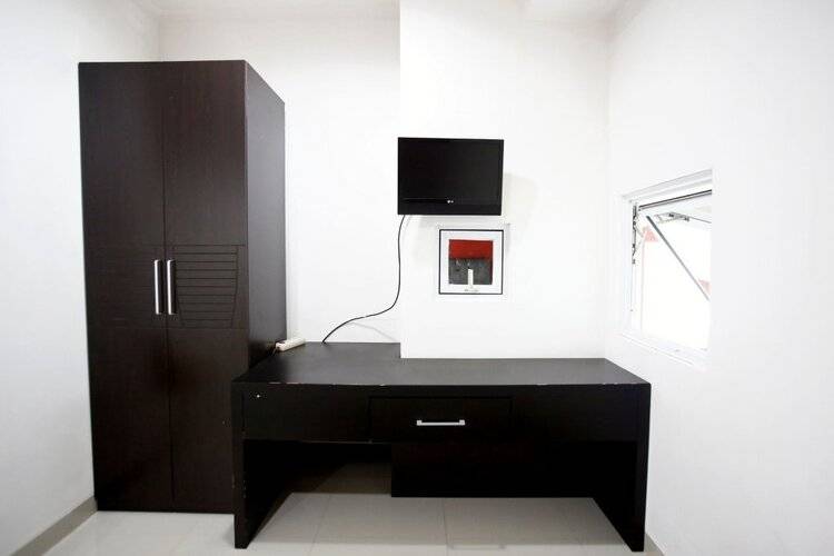 Reddoorz Plus @ Guntur Raya Setiabudi