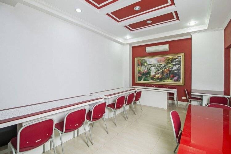 Reddoorz Plus @ Guntur Raya Setiabudi