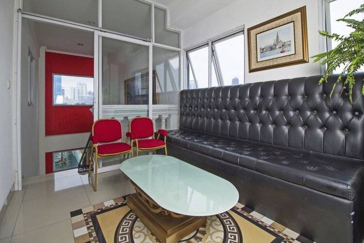 Reddoorz Plus @ Guntur Raya Setiabudi