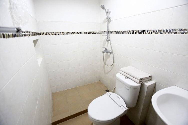 Reddoorz Plus @ Guntur Raya Setiabudi