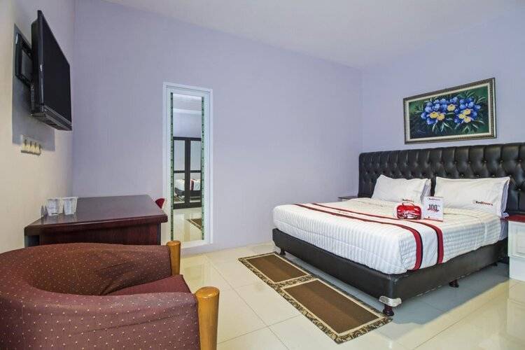 Reddoorz Plus @ Guntur Raya Setiabudi