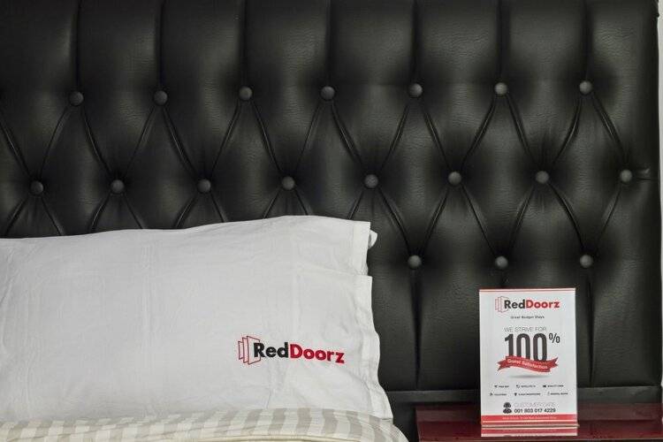 Reddoorz Plus @ Guntur Raya Setiabudi